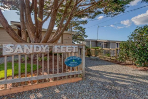 Sandy Feet - Meredith Lodging